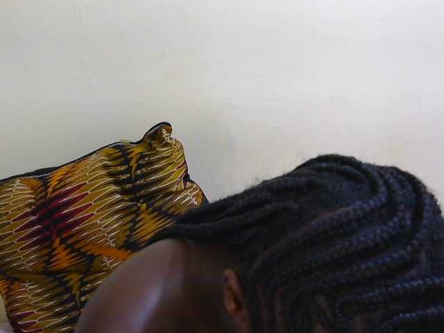 Riccara live cam on BongaCams