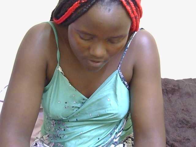 Riccara live cam on BongaCams