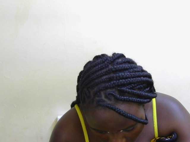 Riccara live cam on BongaCams