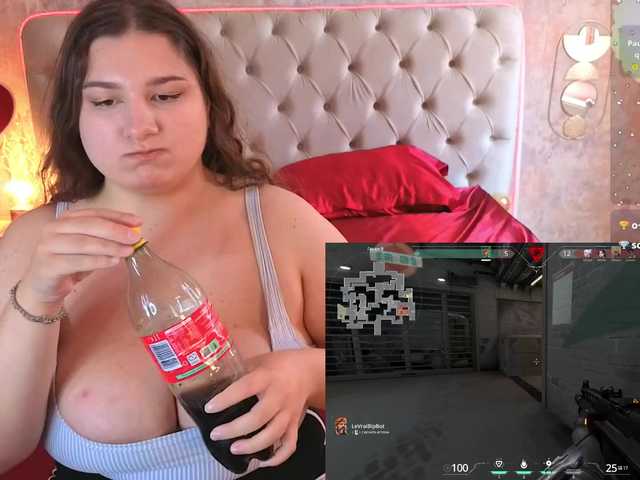 LizzySkyy live cam on BongaCams