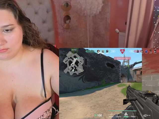 LizzySkyy live cam on BongaCams