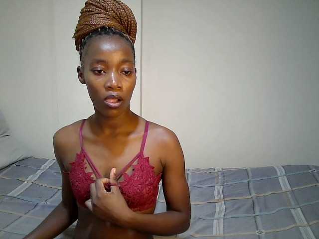 sexyroom1 live cam on BongaCams