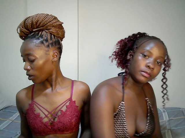 sexyroom1 live cam on BongaCams
