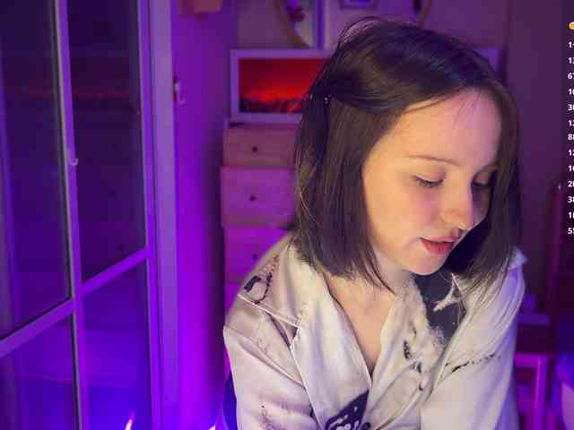 cuteeemily webcam