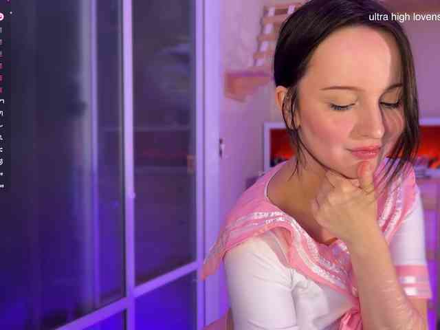 cuteeemily webcam