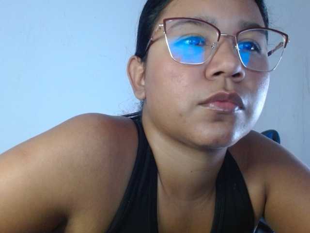 hairygirl83 live cam on BongaCams