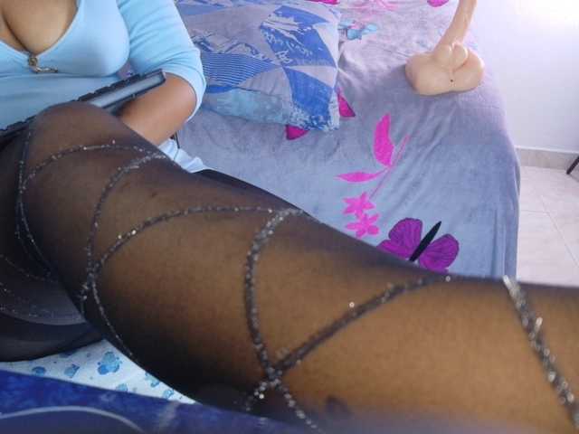 hairygirl83 live cam on BongaCams