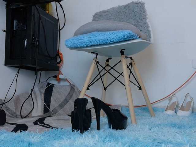 hairygirl83 live cam on BongaCams