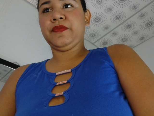 hairygirl83 live webcam show