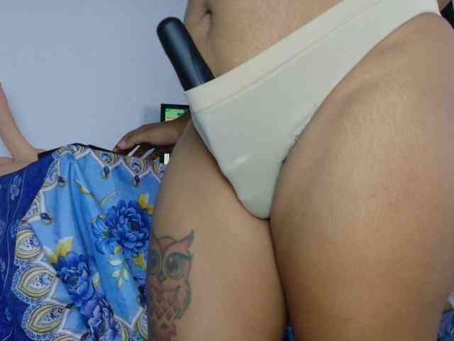 hairygirl83 webcam