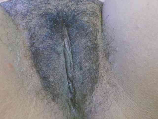 hairygirl83 webcam