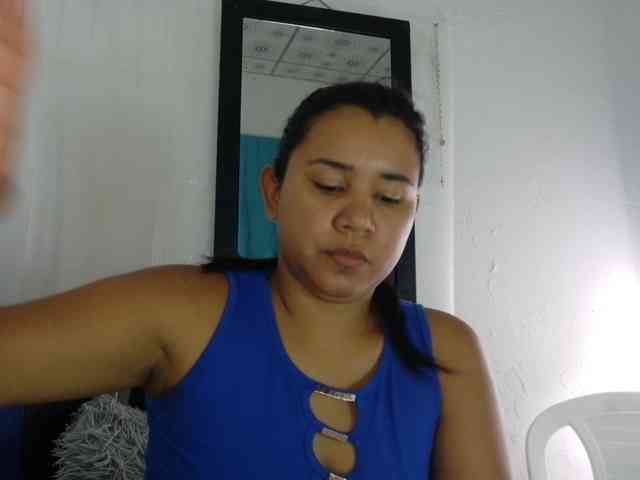 hairygirl83 webcam