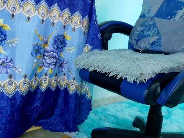 hairygirl83 webcam