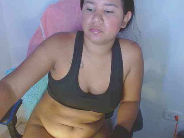 hairygirl83 webcam