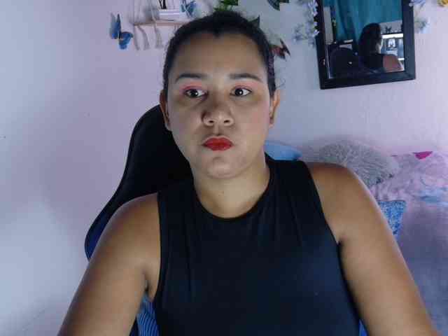 hairygirl83 webcam