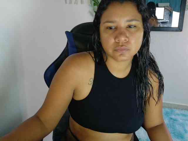 hairygirl83 Live Webcam on BongaCams