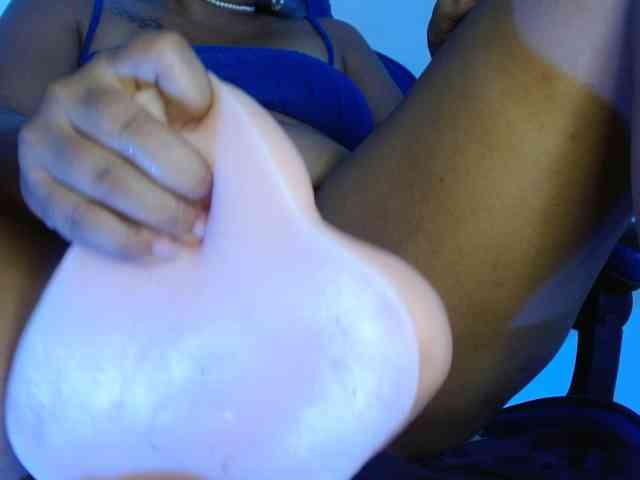 hairygirl83 webcam