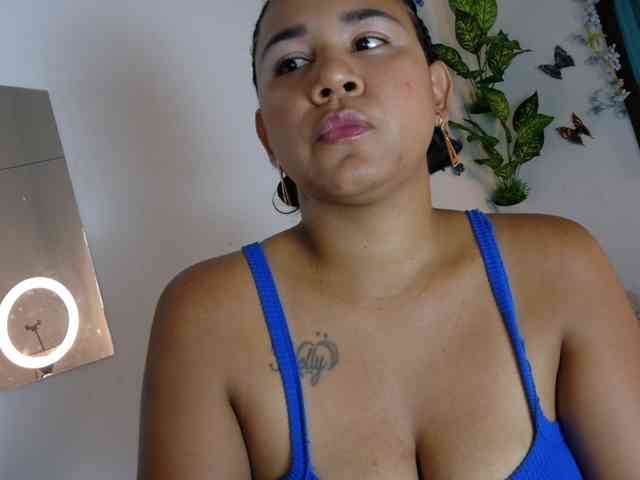 hairygirl83 webcam