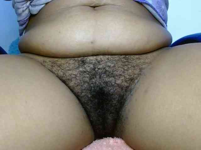 hairygirl83 webcam