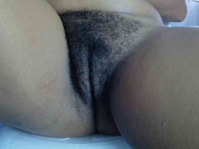 hairygirl83 webcam