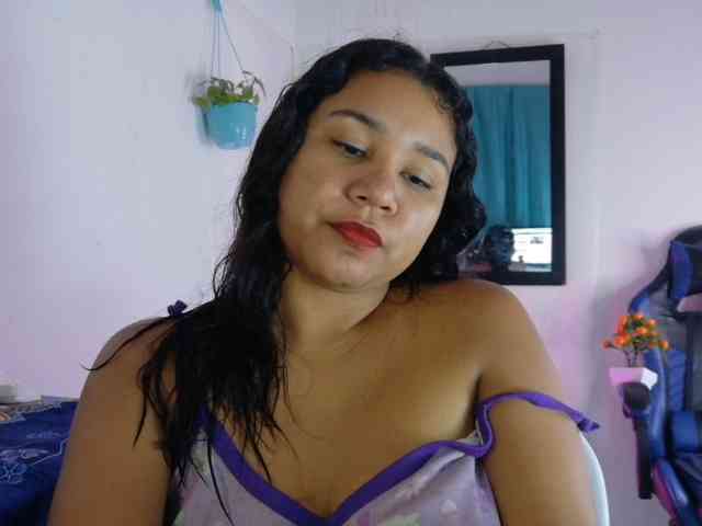 hairygirl83 webcam