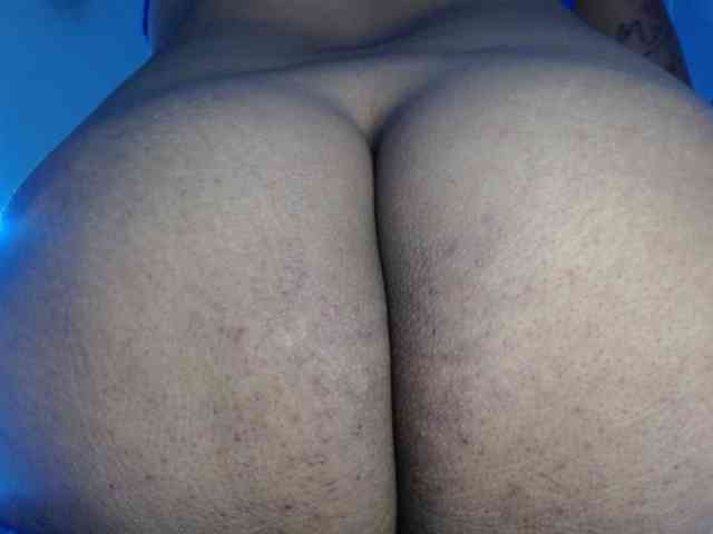 hairygirl83 webcam