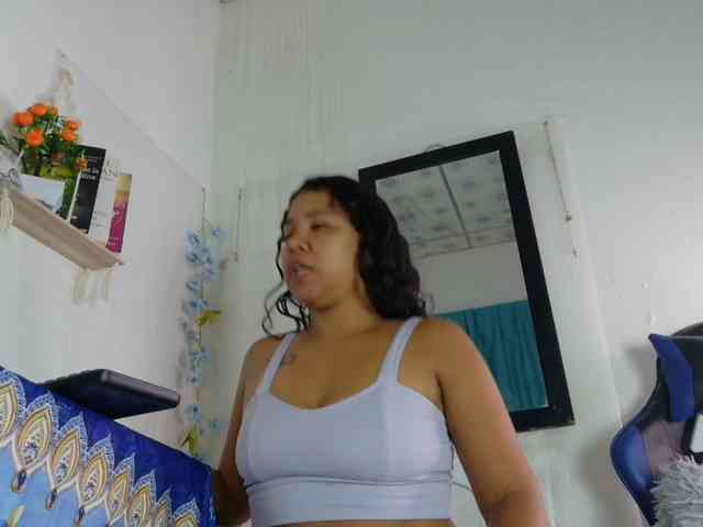 hairygirl83 webcam