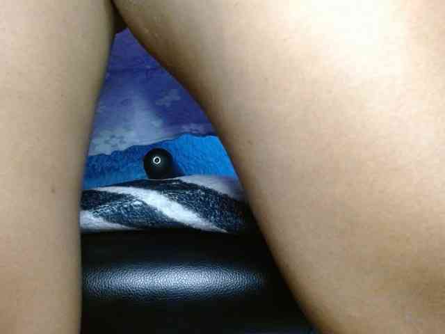 hairygirl83 webcam
