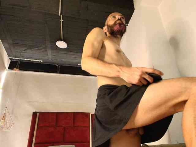 JorgePerezz Sex Cam Show