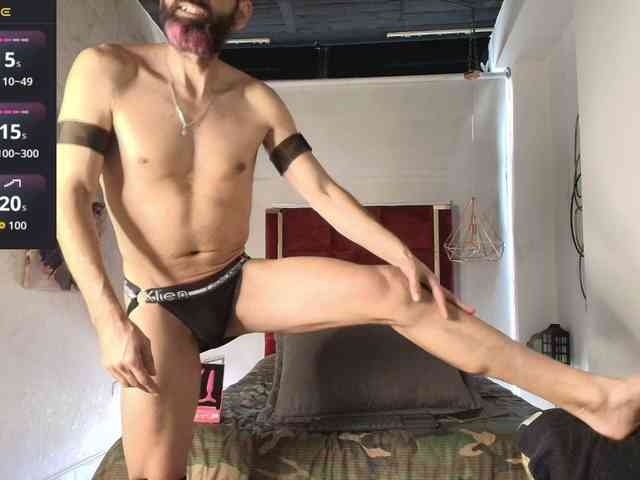 JorgePerezz Sex Cam Show