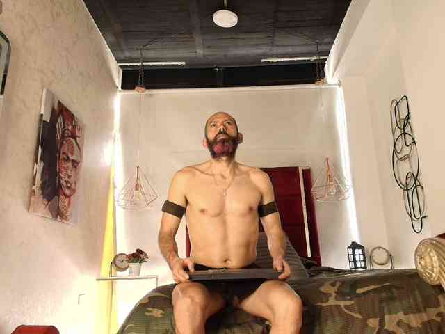 JorgePerezz Sex Cam Show