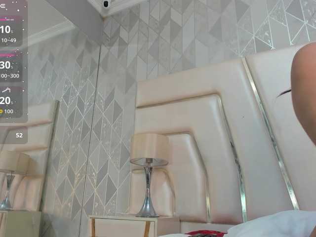 ZairaRogue's BongaCams show and profile