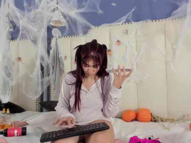ZairaRogue webcam