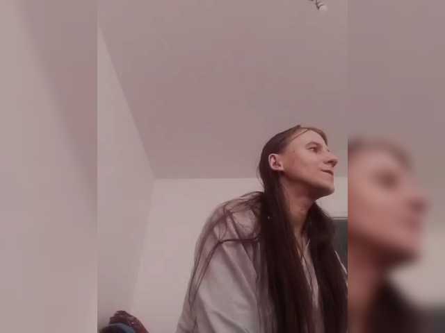 Lyuda7 live cam on BongaCams