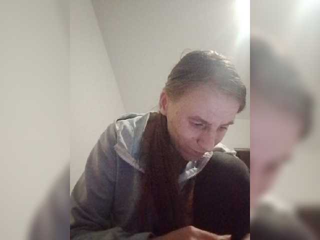 Lyuda7 live cam on BongaCams