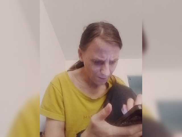 Lyuda7 live cam on BongaCams