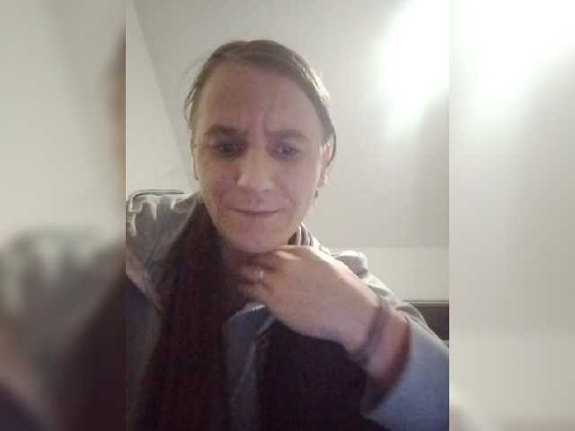 Lyuda7 live cam on BongaCams