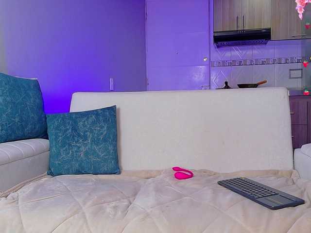 Double-Delight live cam on BongaCams
