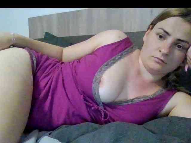 Modella: MoniqX0XandBrozovX