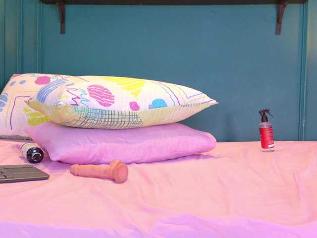 Maelydoll live webcam show