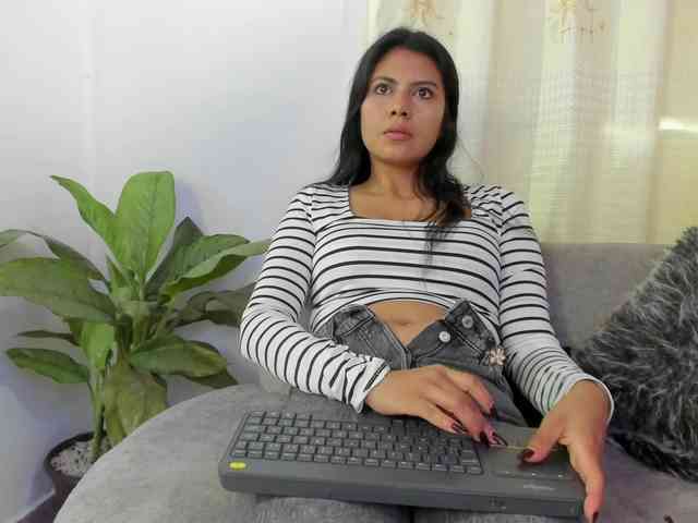 Maelydoll webcam
