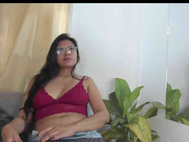 Maelydoll webcam