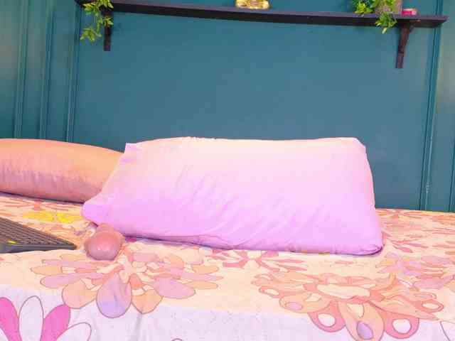 Maelydoll webcam