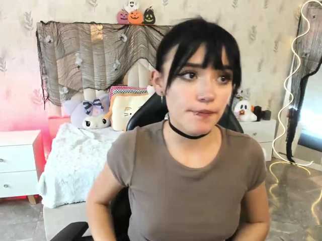 Cloee-tay1 live cam on BongaCams