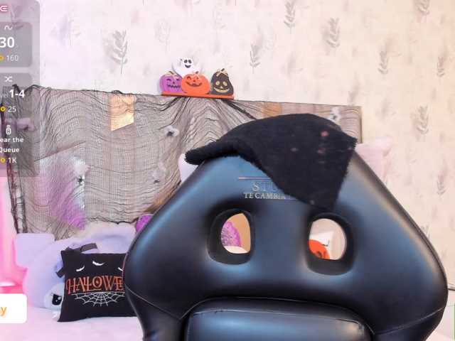 Cloee-tay1 live cam on BongaCams