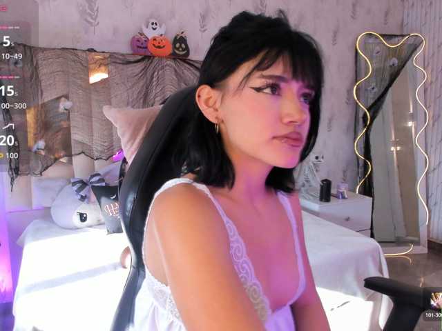 Cloee-tay1 live cam on BongaCams