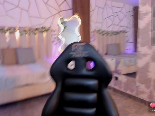 Cloee-tay1 live cam on BongaCams