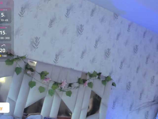 Cloee-tay1 live cam on BongaCams
