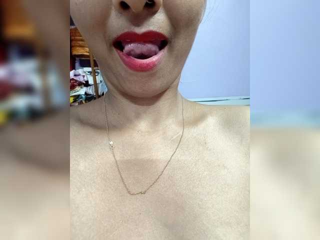 pujaa Live Cam and Statistics on UnifiedCams