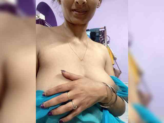 Naughty_Binodini webcam